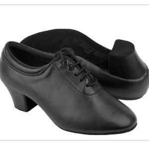 Womens Ballroom Shoe- Very Fine